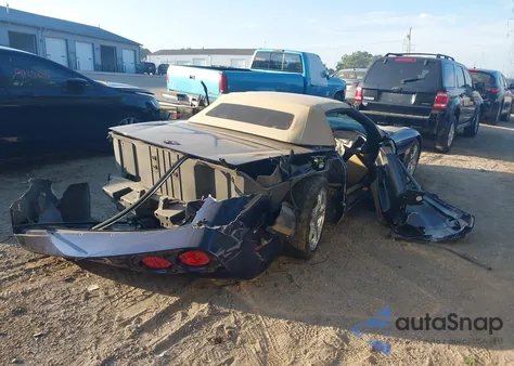 2000 Chevrolet Corvette z USA, uszkodzony, nr VIN 1G1YY32G4Y5111990